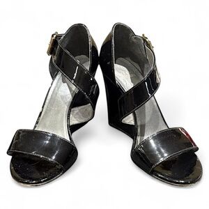 Stuart Weitzman Lineone Black Patent Leather Wedge Size 7
